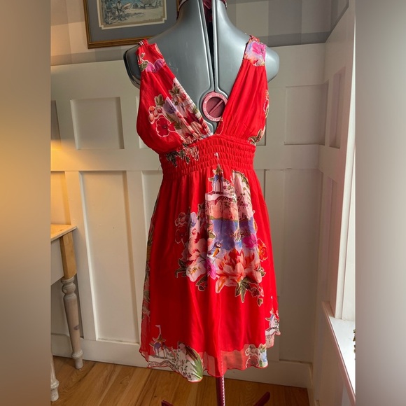 Traffic People 100% Silk Scarlet Floral Dress Size Small - Picture 3 of 10